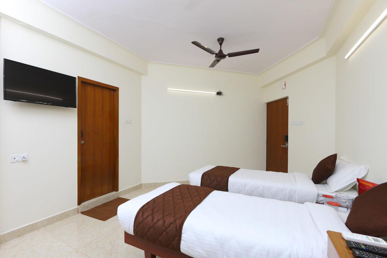Oyo 11433 Kishore Inn Chennai Eksteriør bilde